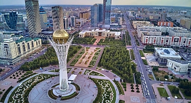 Kazakistan'ın Başkentinin Adı Yeniden Astana Oluyor: Nursultan Adı Siliniyor