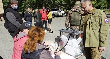 Rusya'nın Ukrayna'da Düzenlediği Sözde Referandumların Sonuçları Belli Olmaya Başladı