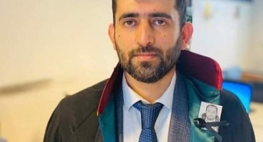 CHP'li İsim Jahrein'in Hesabının Askıya Alınmasına Sevindi, Sansür Yasasını Alkışladı