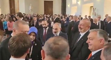 Erdoğan'dan Macron'a: Seni de Alalım Türk Birliği'ne 