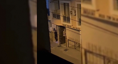 İzmir'de Kız Yurdu Önünde Bir Sapık Mastürbasyon Yaparken Görüntülendi