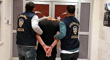 İzmir'de Kız Yurdu Önünde Mastürbasyon Yapan Sapık Yakalandı