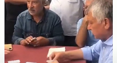Zeydan Karalar Vatandaşlarla Birlikte Batak Oynadı 