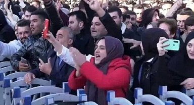 Anıtkabir'deki 'Her Yer Tayyip, Her Yer Erdoğan' Sloganına Suç Duyurusu
