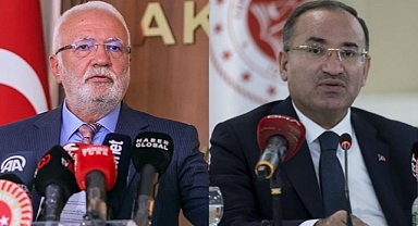 Bekir Bozdağ'dan Başörtüsü Görüşmeleri Açıklaması: Hazır Bir Teklifle Gitmiyoruz