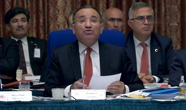 Bekir Bozdağ FETÖ Övgülerini Savundu: O Sözler O Dönemde Söylenmiş Sözler