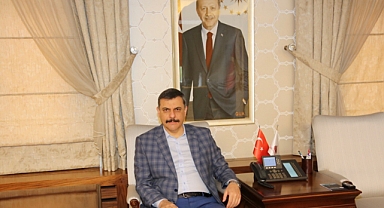 Çorum Valisi'nden 'Erdoğan'ın Fotoğrafını Kaldırdı' Haberleri Üzerine Paylaşım