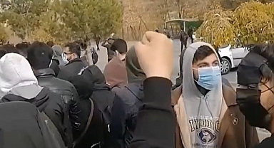 Güney Azerbaycan'da Protestolar Sürüyor: 'Azərbaycan Qızları, Azadlıq Ulduzları'
