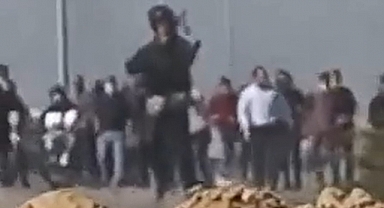 İran'da Rejim Güçleri Sivillere Hedef Gözeterek Ateş Açtı