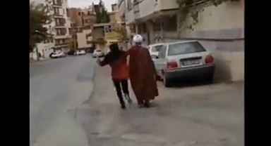 Mollaların Sarıkları Böyle 'Uçuruldu'