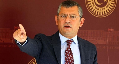 Özgür Özel: Bir Partinin Propaganda Şarkısını Polis Bandosuna Çaldırmak Devletin Çivisini Çıkarmaktır