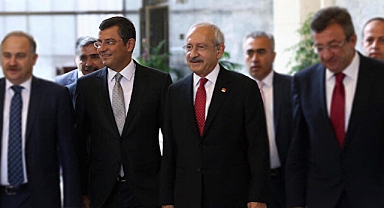 Özgür Özel'den Adaylık Açıklaması: Adaylık Konusunda Ufacık Bir Sorun Olsa Kemal Bey Fedakârlığı Seçer