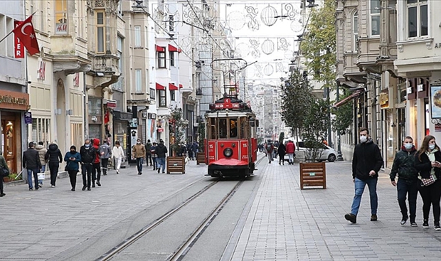 Patlama Sonrası İstiklal Caddesi'nde Yeni Yasaklar: Sosyal, Kültürel, Ticari Etkinlikler ve Sokak Müzisyenliği Yasaklandı
