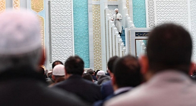 Diyanet'ten Cuma Hutbesi: Çocuk İstismarı Vakalarının İslam ile Anılması Asla Kabul Edilemez