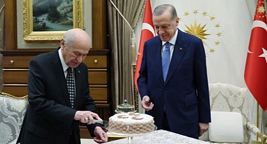 Erdoğan, Bahçeli'nin Doğum Gününü Kutladı