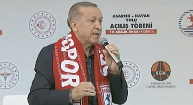 Erdoğan: Parlamentoda Terör Örgütünün Uzantıları Var, Bunları 2023'te Hep Birlikte Temizlemeye Hazır mıyız? 