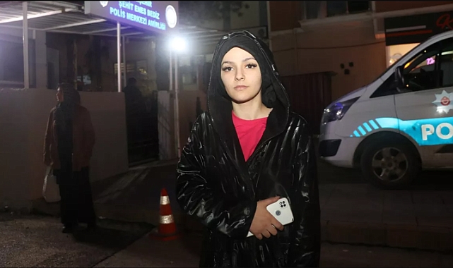 Erzincan'da 4 Yaşındaki Çocuğu Başıboş Köpeklerden Korumak İsteyen Kadın Yaralandı