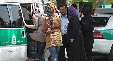 Faşist Molla Rejimi Geri Adım Attı: Ahlak Polisi Lağvedildi