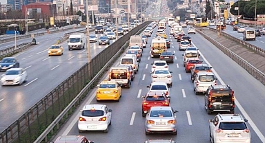 İstanbul'da Bazı Yollar Yılbaşı Kutlamaları Dolayısıyla Araç Trafiğine Kapatılacak