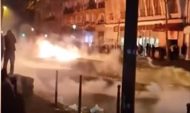 Kürtçü Terör Örgütü PKK Yanlıları Atina'da Polise Saldırdı