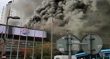 Levent'te AVM Yangını