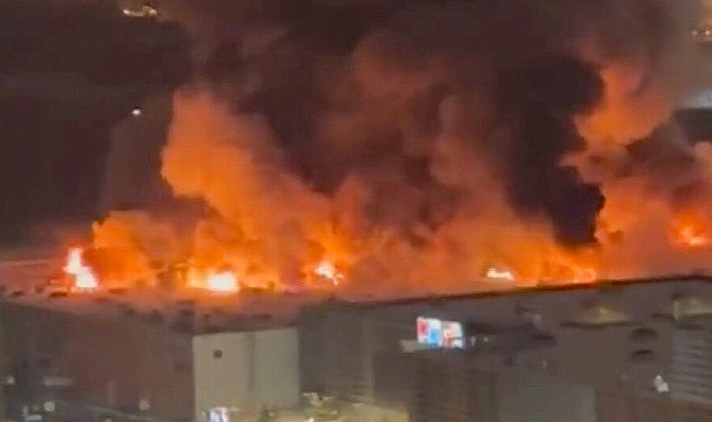Moskova'da Alışveriş Merkezinde Patlama