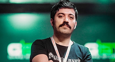 PintiPanda Adıyla Bilinen Tuna Akşen'in YouTube Hesabı Hacklendi