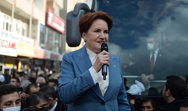 Selvi: Akşener Cumhurbaşkanı Adaylığı Sinyali Verdi