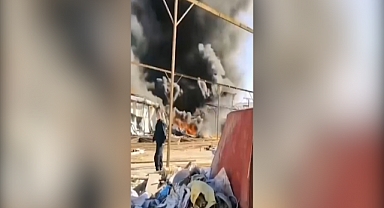 Soykırımcı Çin'de Protestocular Karantina Kampını Yaktı