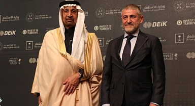 Türkiye-Suudi Arabistan Yatırım Forumu'na Katılan Nebati: Bizi Çalıştırın, Çalışın, Birlikte Çalışalım