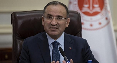 AKP'li Adalet Bakanı Bozdağ: Kılıçdaroğlu Aday Olmaya Mecburdur, Çünkü Son Şansı