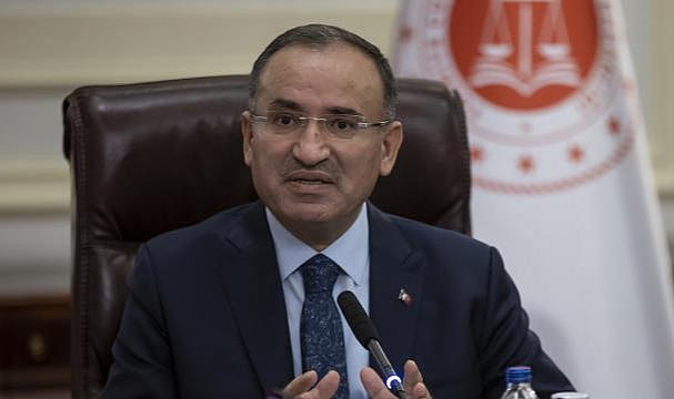 AKP'li Adalet Bakanı Bozdağ: Kılıçdaroğlu Aday Olmaya Mecburdur, Çünkü Son Şansı