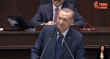 AKP'li Cumhurbaşkanı Erdoğan'dan 'Tayyip Dede Kasımpaşa Burada' Diye Bağıran Çocuğa İlginç Çıkış: Yanlışlıkla Çocuğu Aşağıya Atmayın Ha!