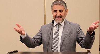 AKP'li Hazine ve Maliye Bakanı Nebati Türk Lirasının Değerlenmesinin İşsizlik Yaratacağını İddia Etti