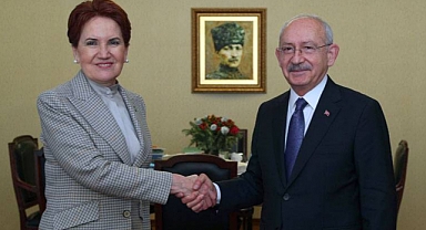 Altılı Masa Toplantısı Öncesinde Akşener, Kılıçdaroğlu'yla Bir Araya Geldi