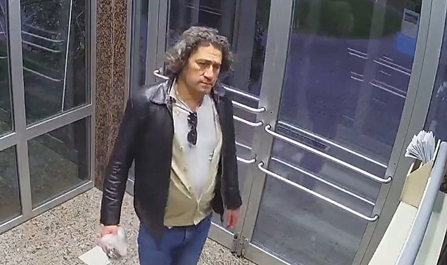 İstanbul Küçükçekmece'de Aytuğ Koyuncu Adlı Bir Şahıs, Kendi Halinde Duran Kediye Saldırdı