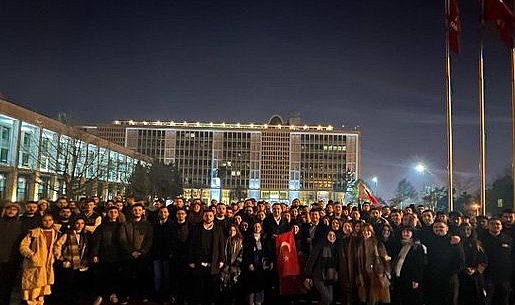 İYİ Parti İstanbul İl Teşkilatı Bu Akşam Saraçhane'deki Demokrasi Nöbetine Katılacak
