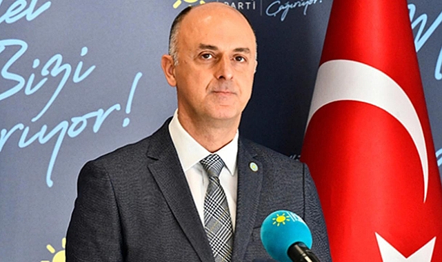 İYİ Partili Ümit Özlale: Saraçhane’de Ortaya Çıkan Enerjinin, İktidara Yürüyüşe Çevrilememesi Üzücü