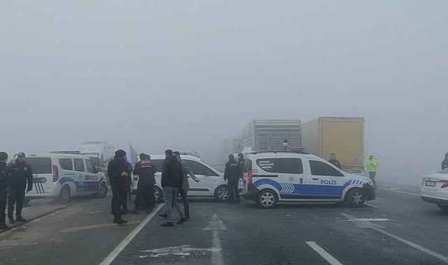 Konya'da Askeri Araç TIR'a Çarptı: 2 Asker Şehit Oldu, 2 Asker Yaralandı