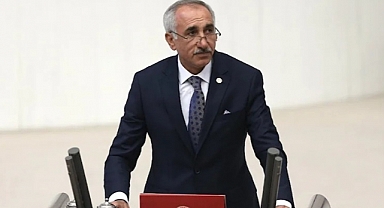 AKP Adıyaman Milletvekili Yakup Taş Enkaz Altında