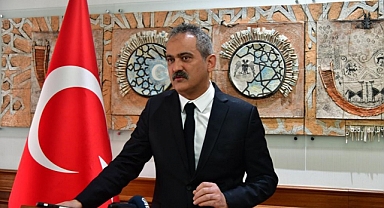 AKP'li Özer Açıkladı: Deprem Bölgesinde Eğitime Verilen Ara Uzatıldı
