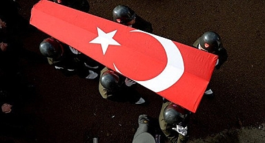 Depremde Çöken Hastanedeki Asker Şehit Oldu