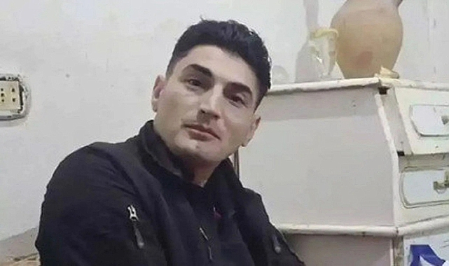 Enkazdan 'Ölü' Diye Çıkarıldı, Mezarlıkta Canlandı