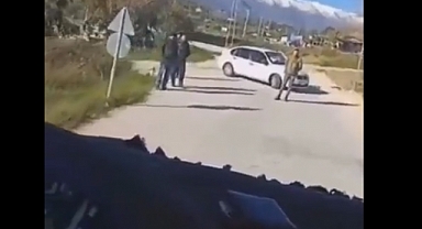 Hatay'a Gelen Yardım Tırlarının Yollarının Kesilerek Yağmalandığı Görüntülendi