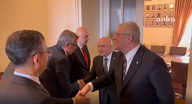 İYİ Parti Heyeti CHP ile Seçim Gündemini Görüştü