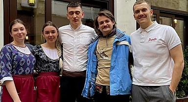 Jack Gleeson Kırım Tatar Lokantasının Misafiri Oldu