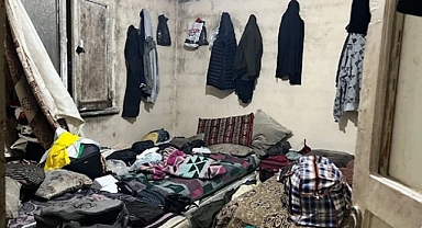 Kaçak Göçmenlerin Yuvalandığı Evlere Baskın: Evleri Koğuşlara Ayırmışlar