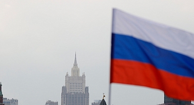 Kremlin, Kendi Kuklaları Paludan'ın İsveç'te Kur'an Yakmasını Kınadı