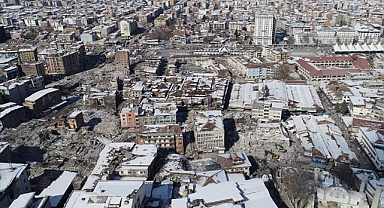 Malatya'da Depremde Yıkılan Binalarla İlgili Soruşturma Kapsamında 4 Kişi Tutuklandı.