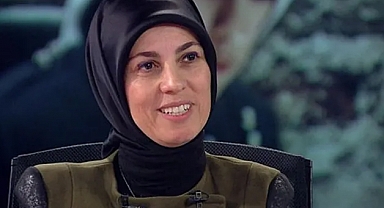 AKP Genel Başkanı Erdoğan, Merve Kavakcı'yı Görevden Aldı
